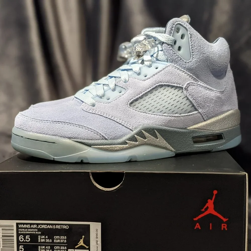 Jordan 5 Retro - Bluebirds (W) 6.5 - NEW - Picture 1 of 6